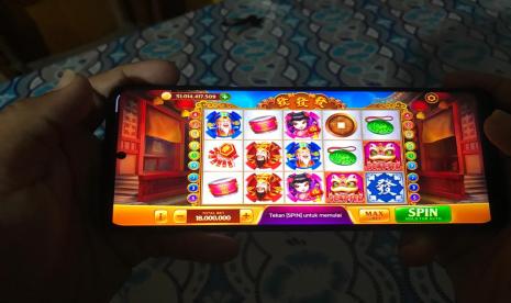 Slot online telah menjadi salah satu permainan kasino paling populer di dunia digital saat ini. Ada berbagai jenis slot online